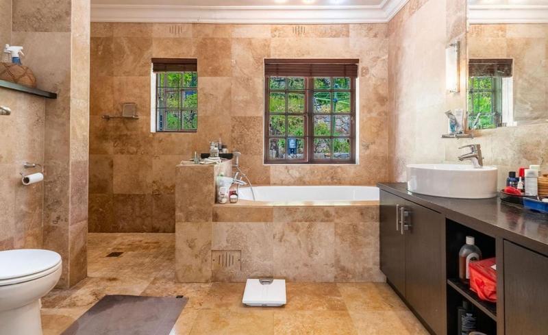 4 Bedroom Property for Sale in Hout Bay Western Cape